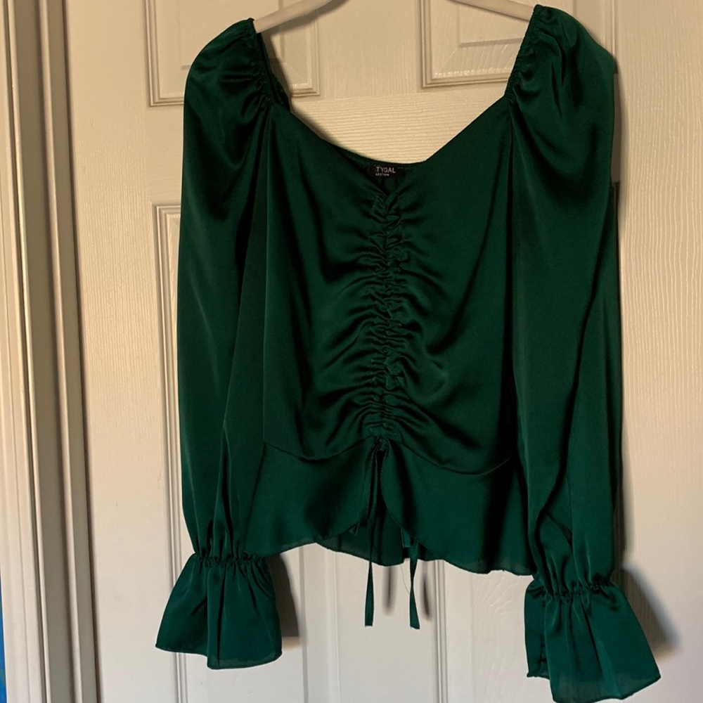Emerald green long sleeve